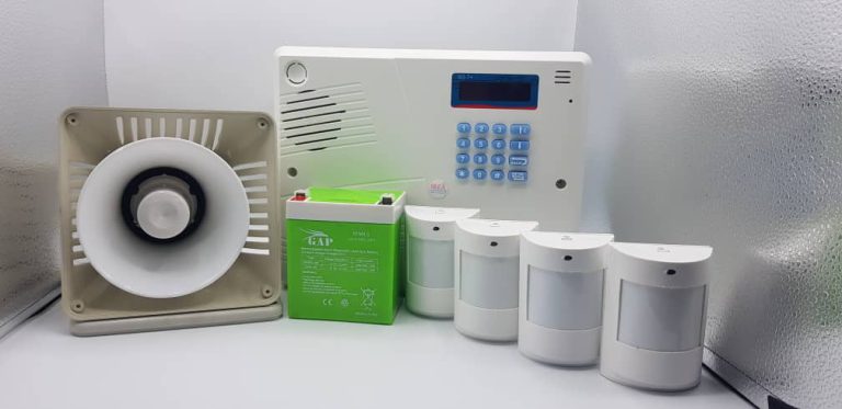 پکیج دزدگیر اماکن سیمکارتی سایلکس مدل sg8-s با چهار چشمی